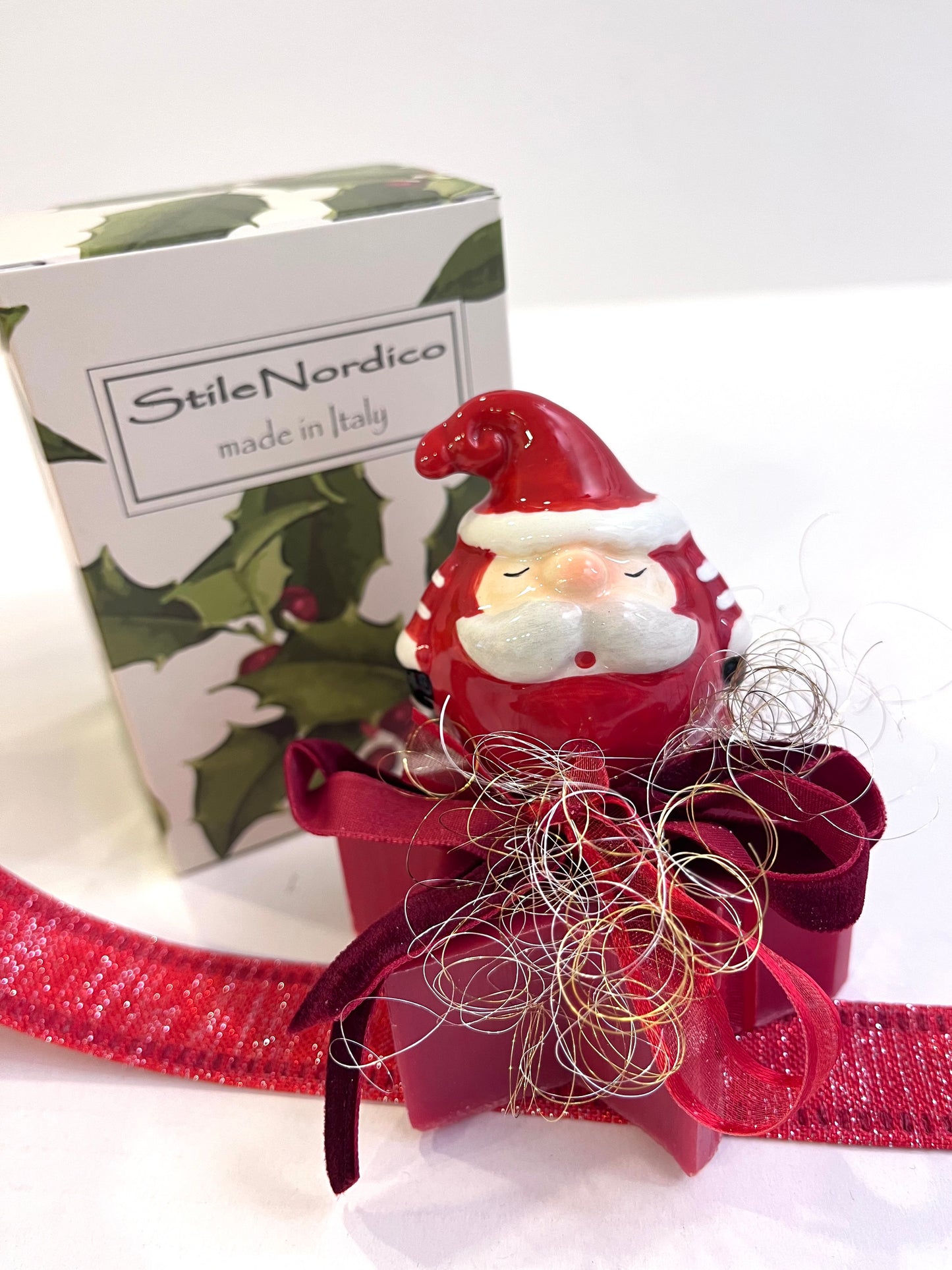 Saponetta babbo Natale base rossa